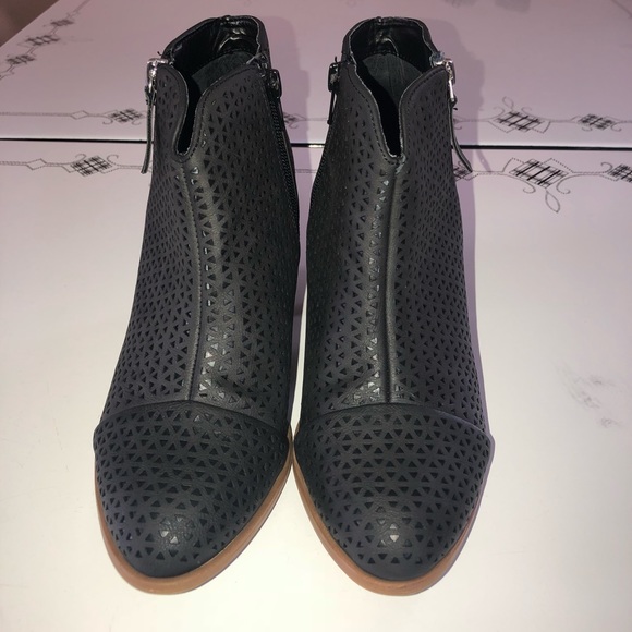 Shoes - Black Heeled Booties